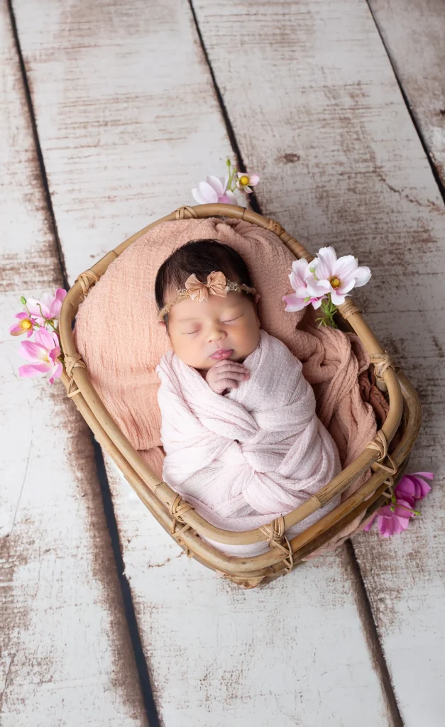 photographe séance naissance en studio à Saint-André-De-Cubzac